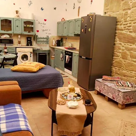Malonas Stone 2 Bd House *